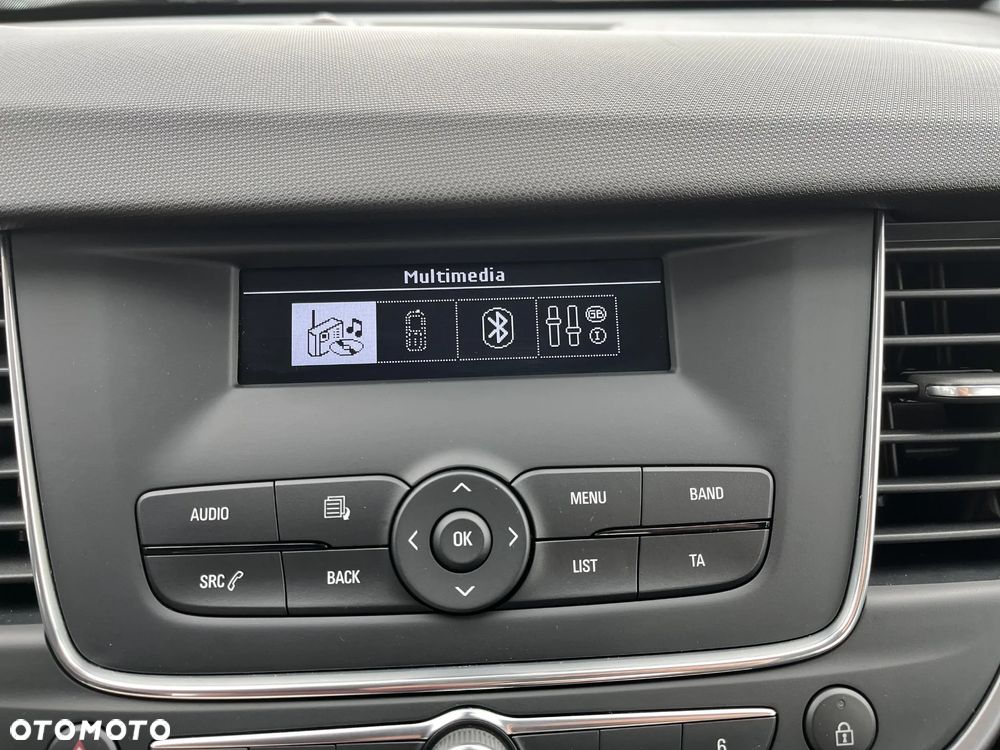 Opel Crossland 1.2 T - 24