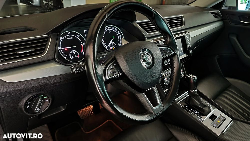 Skoda Superb 1.6 TDI DSG Ambition - 30