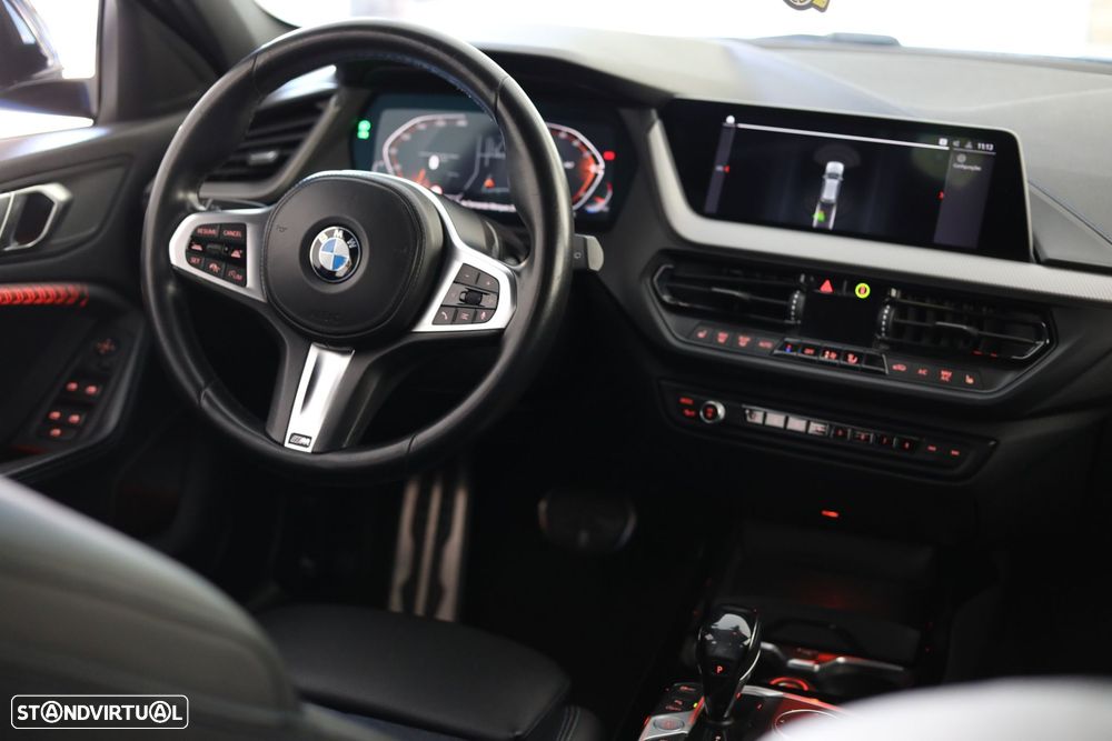 BMW 118 i Pack M Auto - 38