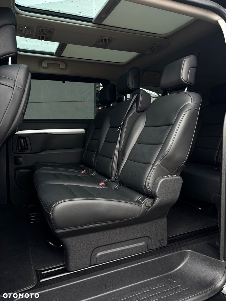 Peugeot Traveller L3 2.0 EAT8 Allure - 37
