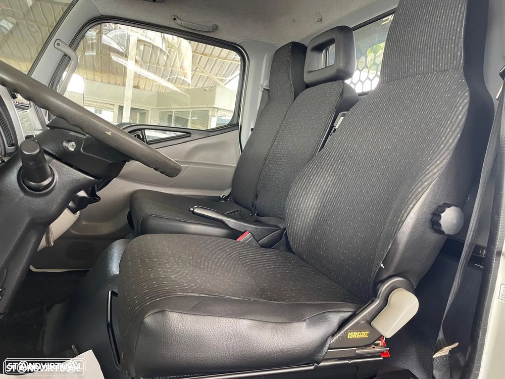 Mitsubishi Fuso Canter 3.0 D-ID c/Caixa Tribasculante - 10