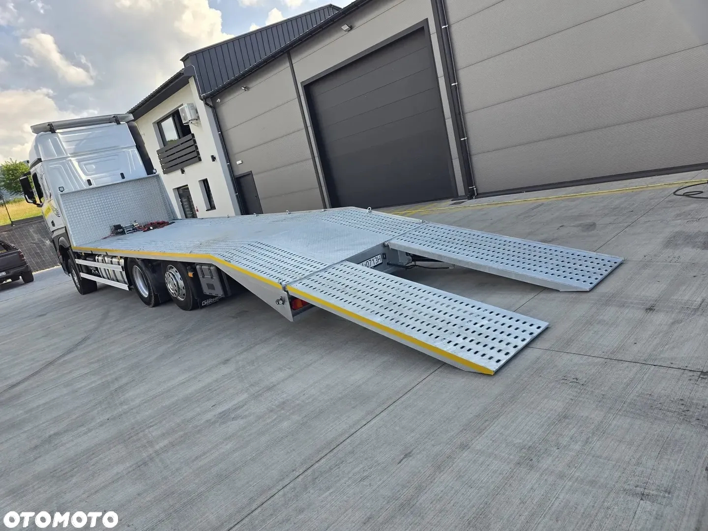 Mercedes-Benz ACTROS - 5