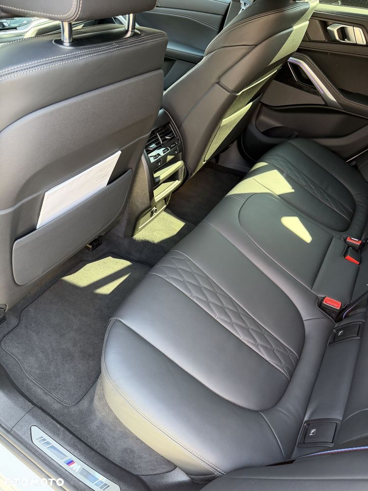 BMW X6 - 11