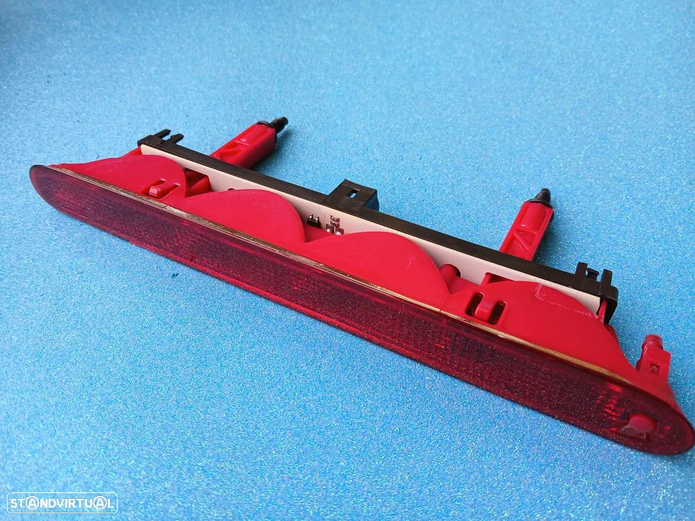 Farolim luz travão 3º Stop Peugeot 307    NOVO - 1