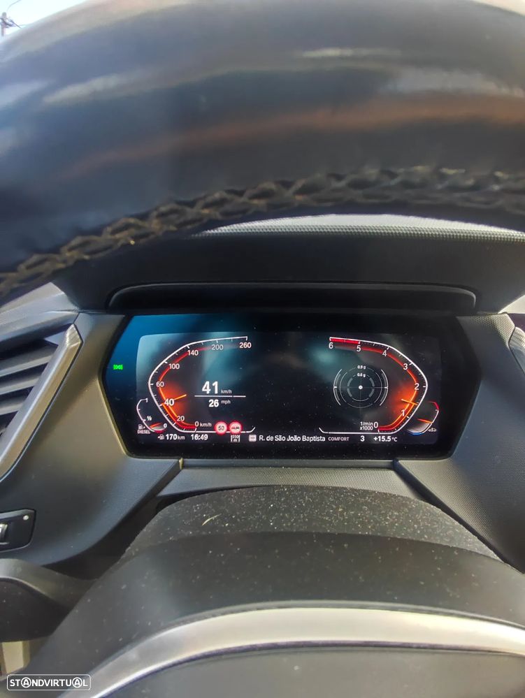 BMW 116 d Pack Desportivo M - 4