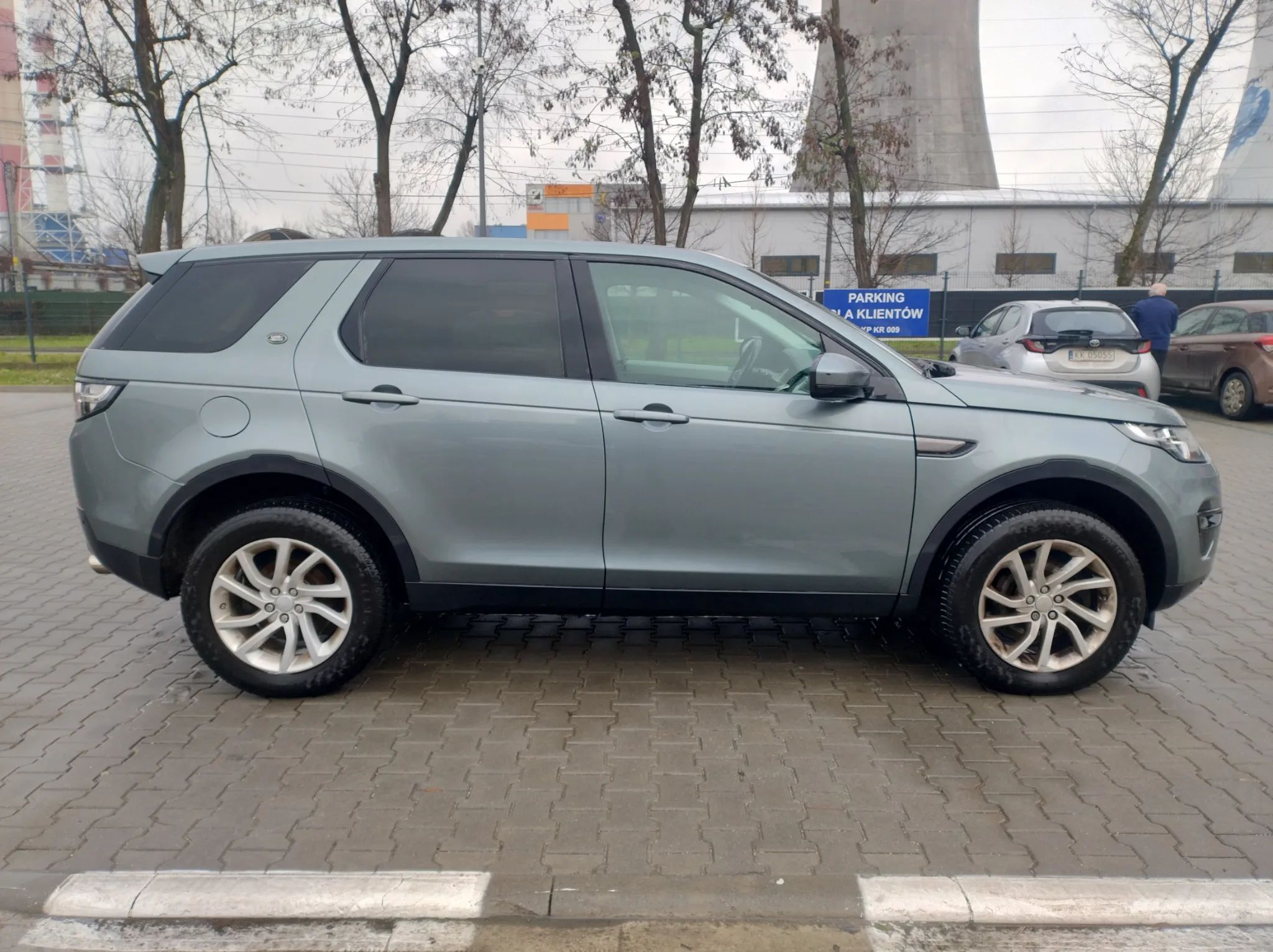 Land Rover Discovery Sport 2.0 D150 R-Dynamic - 1