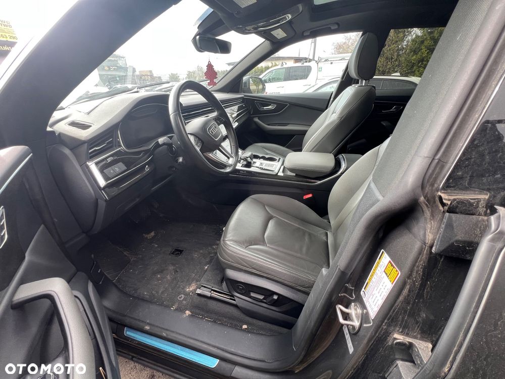 Audi Q8 - 6
