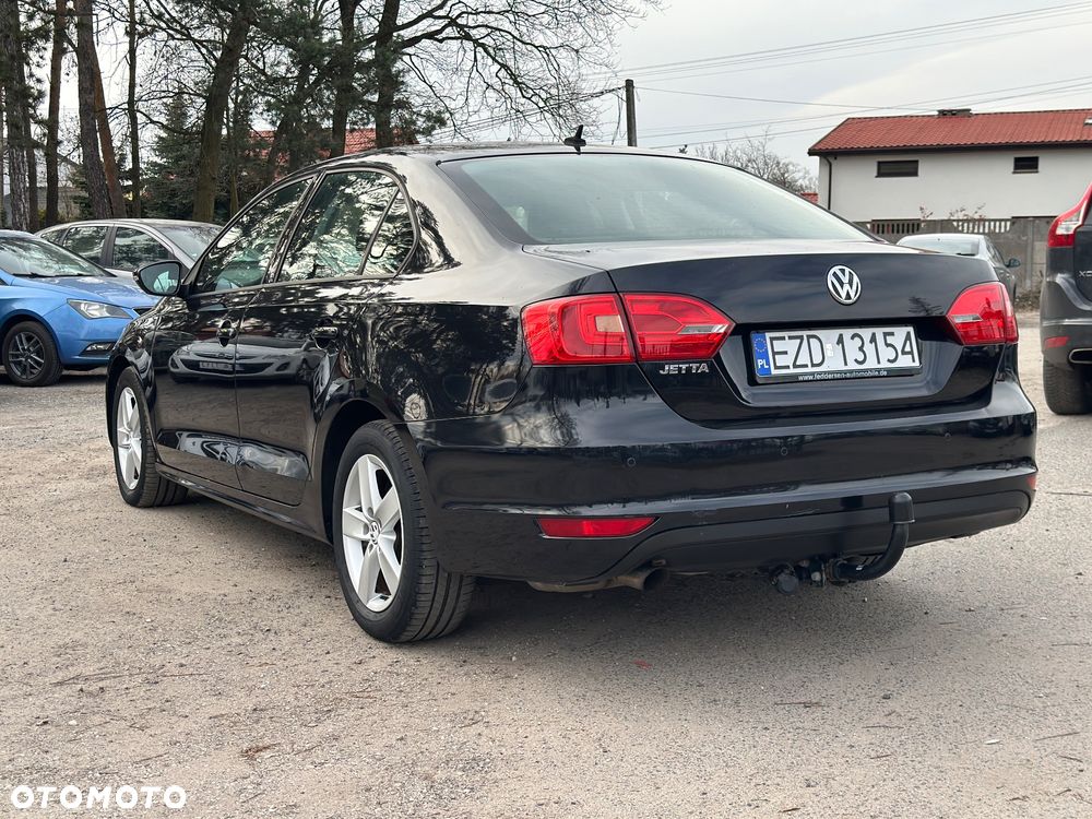 Volkswagen Jetta 1.2 TSI BlueMotion Technology Trendline - 11