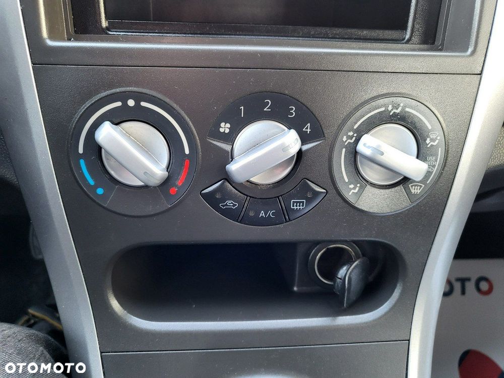 Suzuki Splash - 25