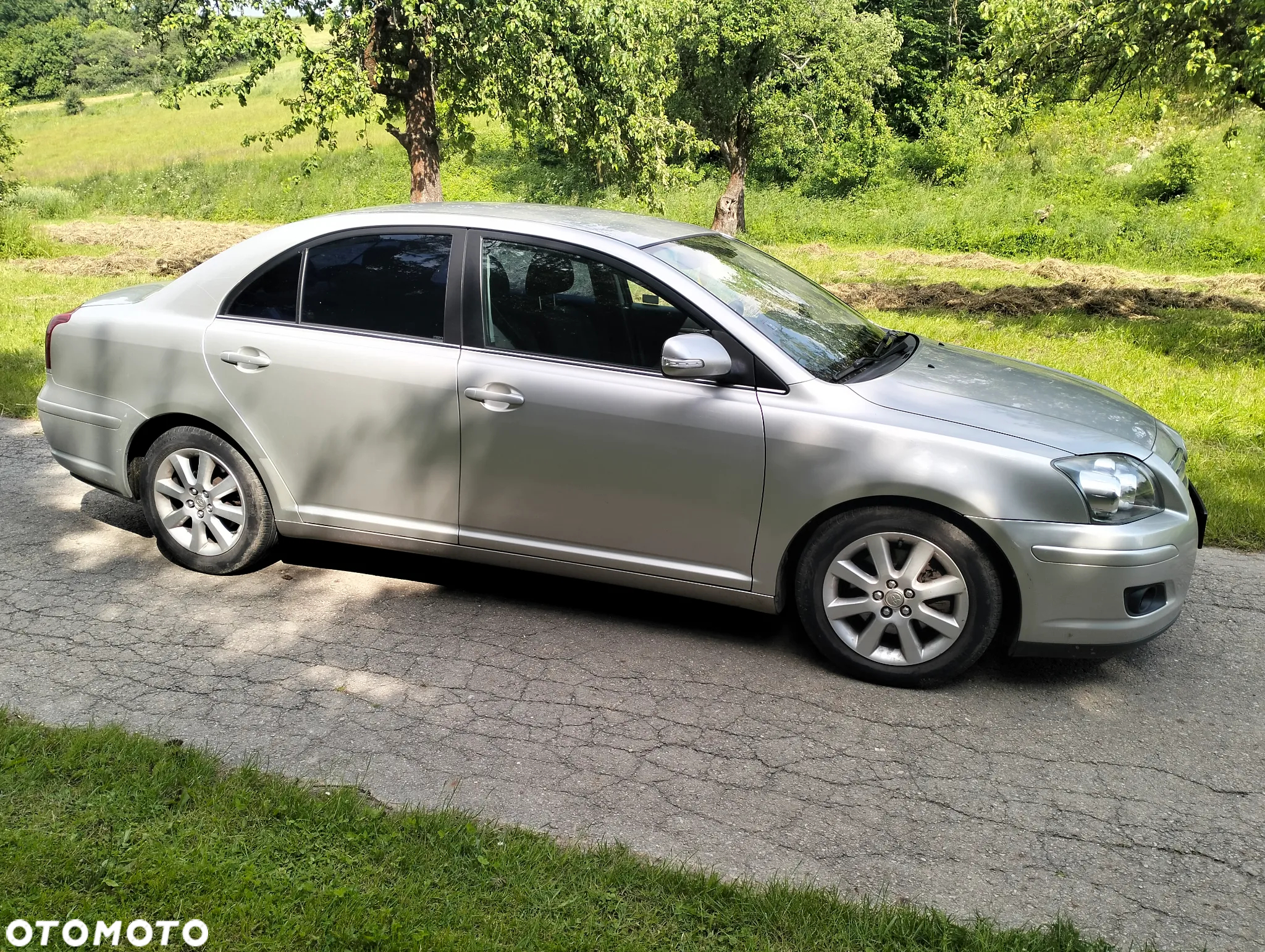Toyota Avensis - 9