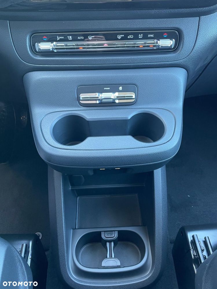 Mercedes-Benz Vito - 14