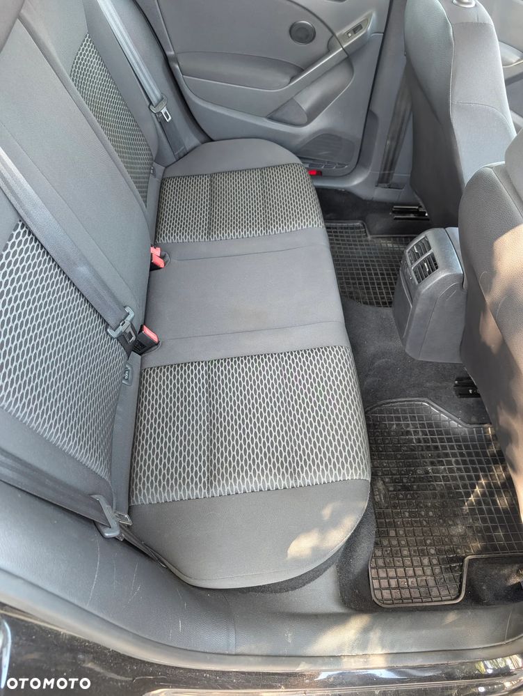 Volkswagen Golf 1.6 Trendline - 11