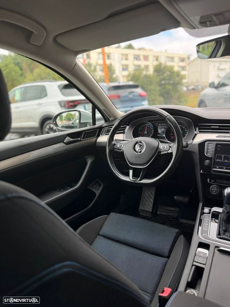 VW Passat - 28