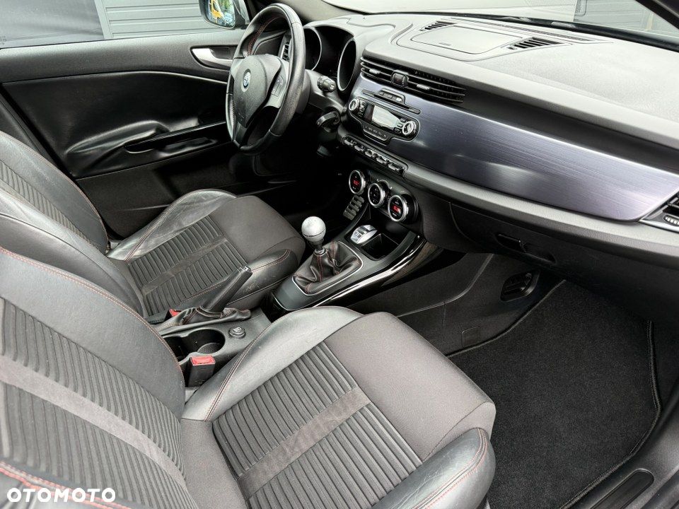 Alfa Romeo Giulietta 1.4 TB MultiAir Distinctive - 30