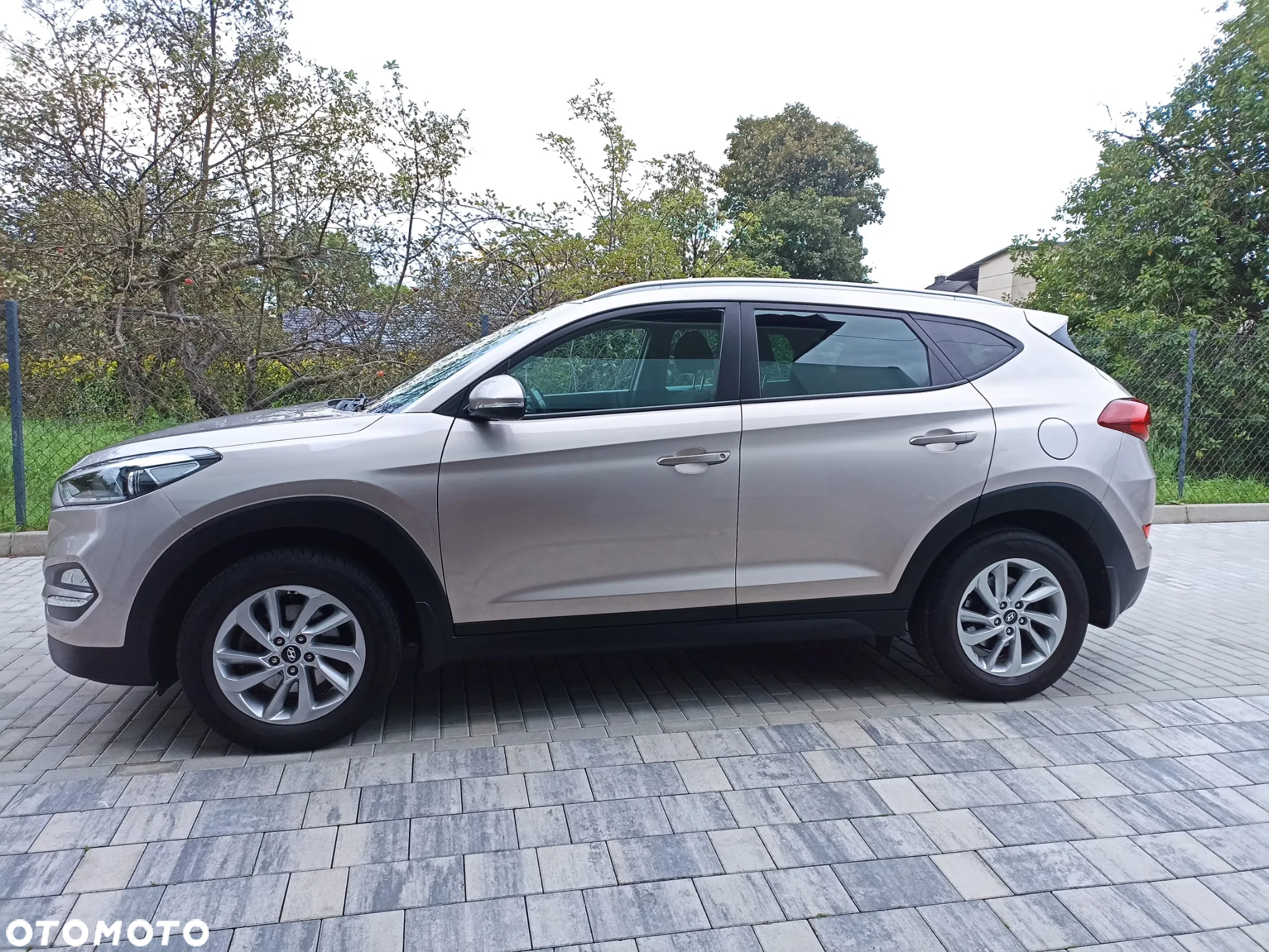 Hyundai Tucson 1.6 GDI BlueDrive Comfort 2WD - 2