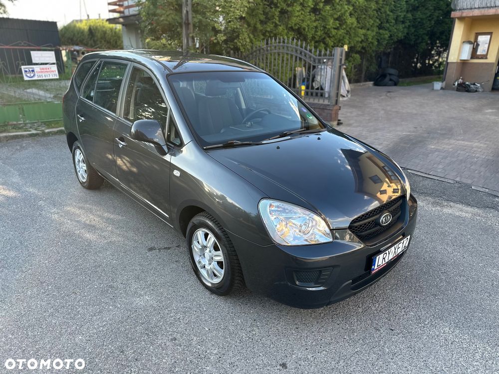 Kia Carens 2.0 EX - 12