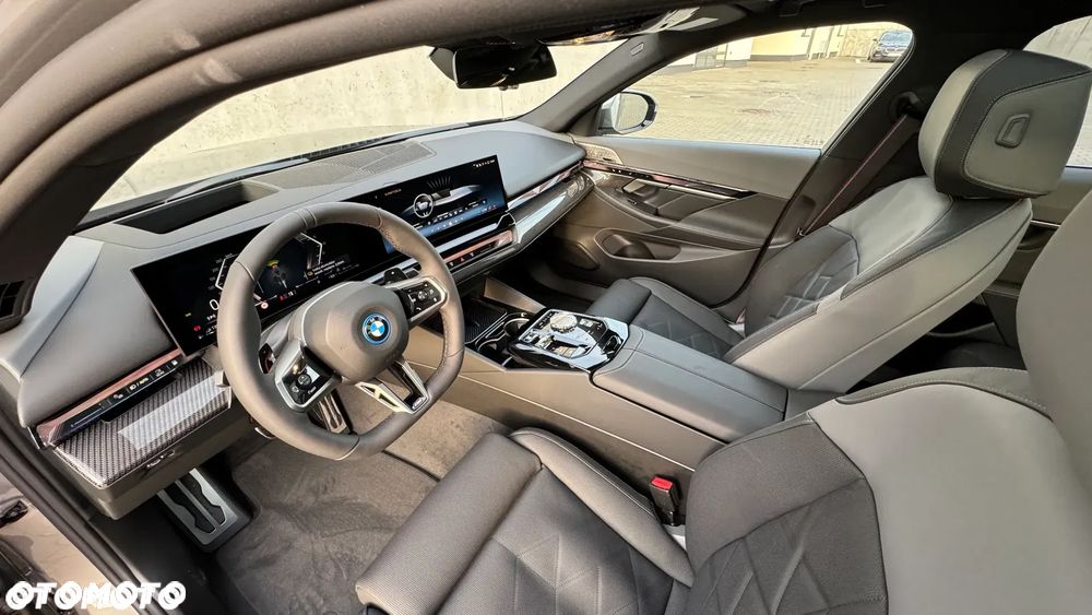 BMW Seria 5 - 16
