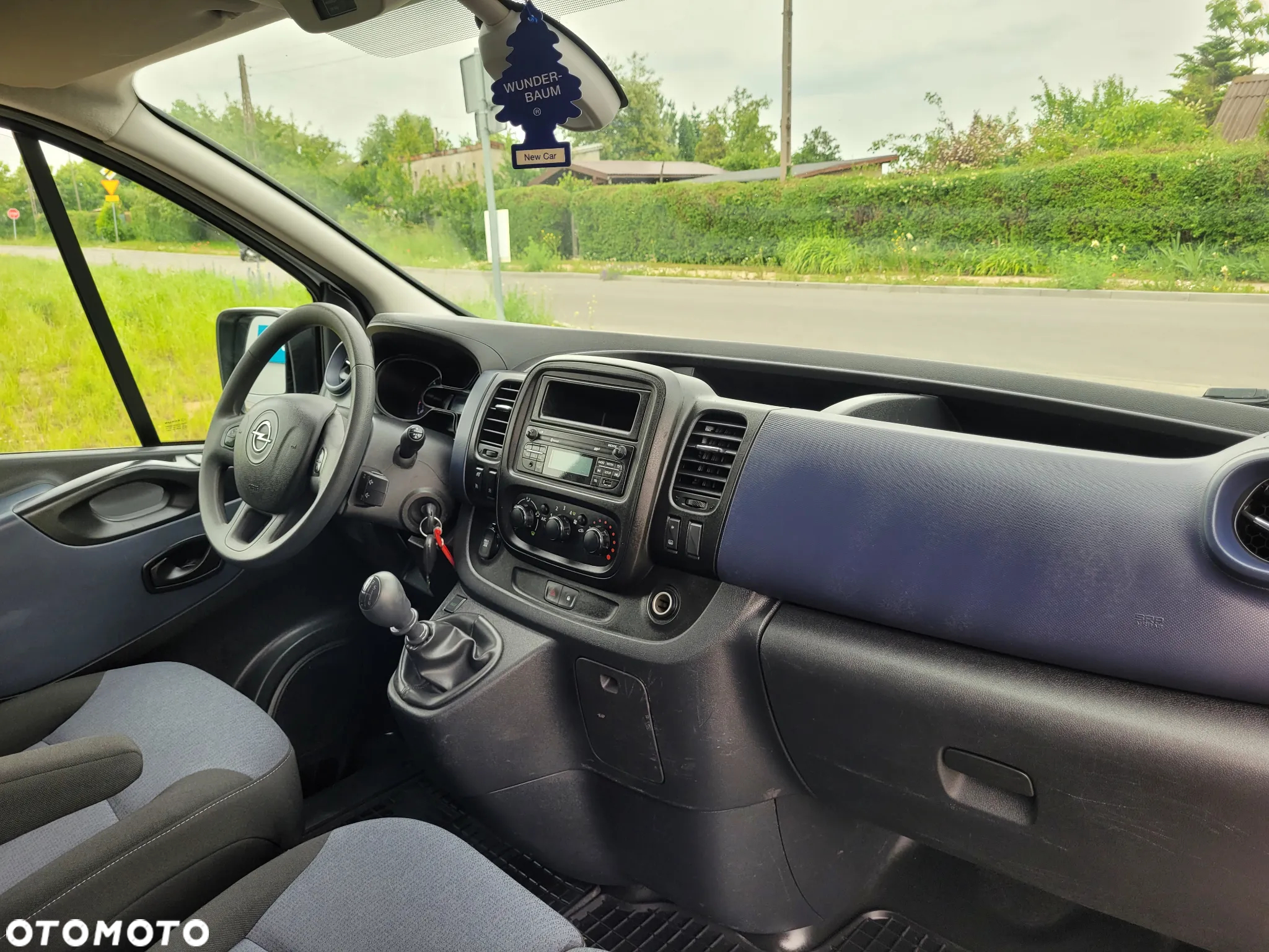 Opel Vivaro long - 22