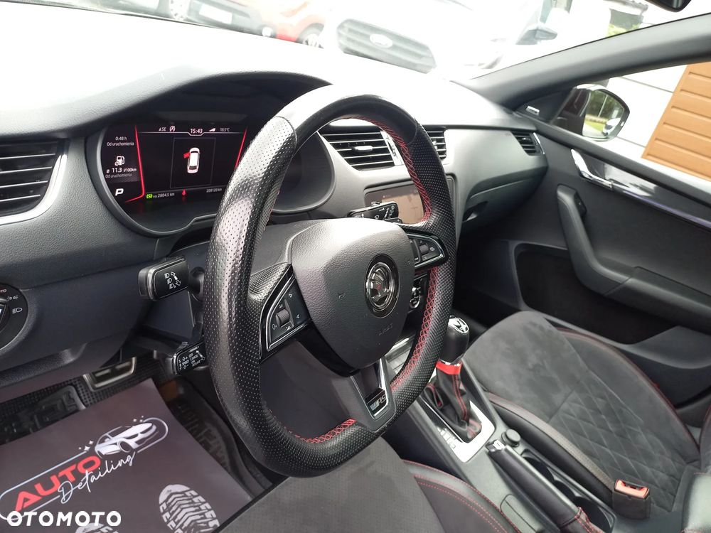 Skoda Octavia 2.0 TDI SCR RS DSG - 24