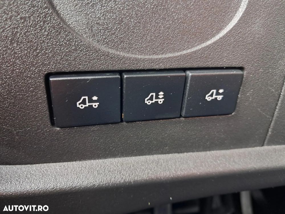 Iveco DAILY 35S18 180CP 3.0D TRANSPORT AUTO - 12