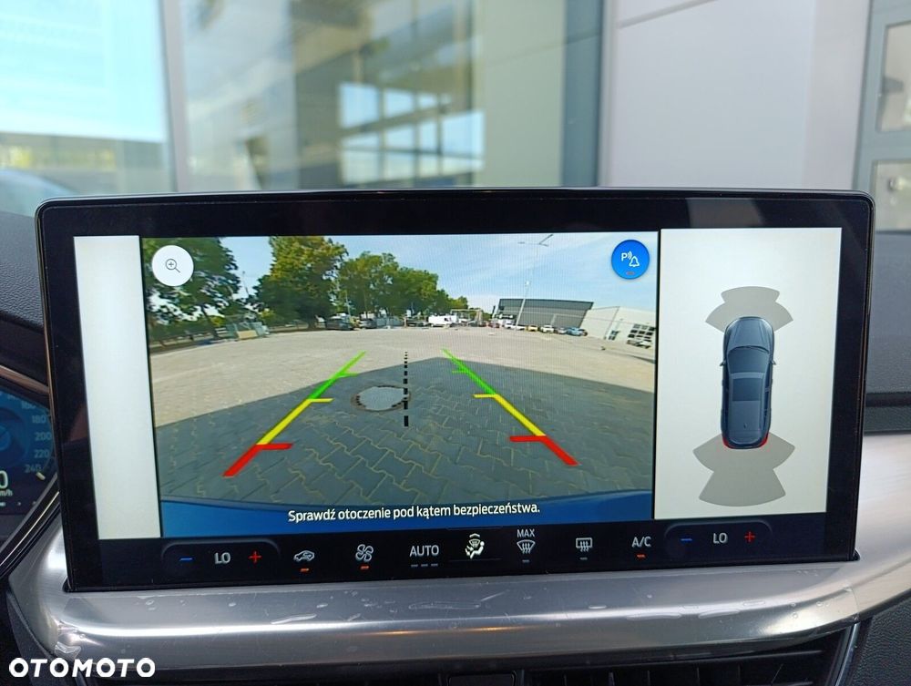 Ford Focus 1.5 EcoBlue Titanium X - 21