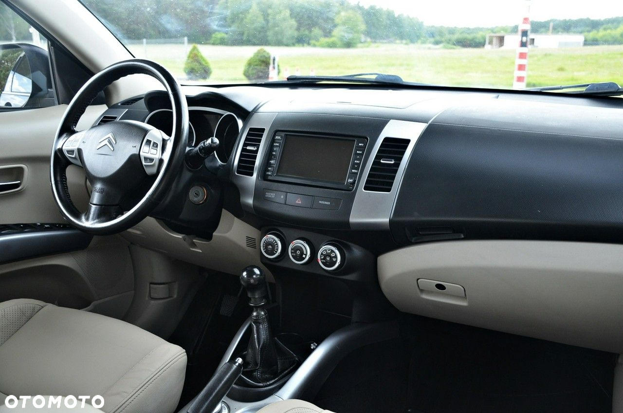 Citroën C-Crosser - 24
