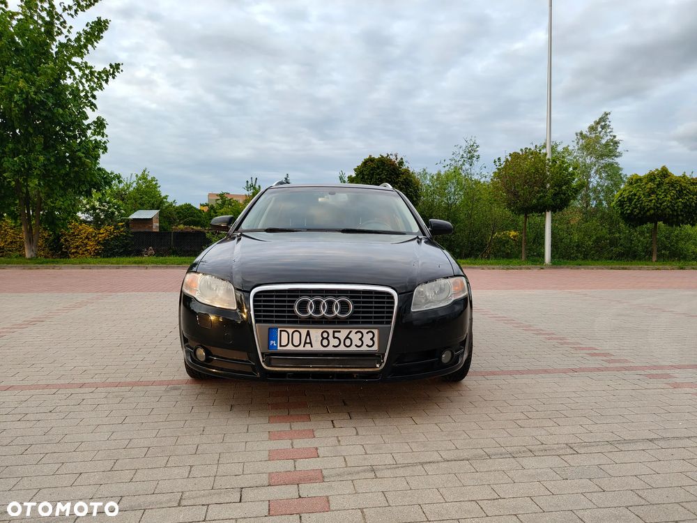 Audi A4 Avant - 1