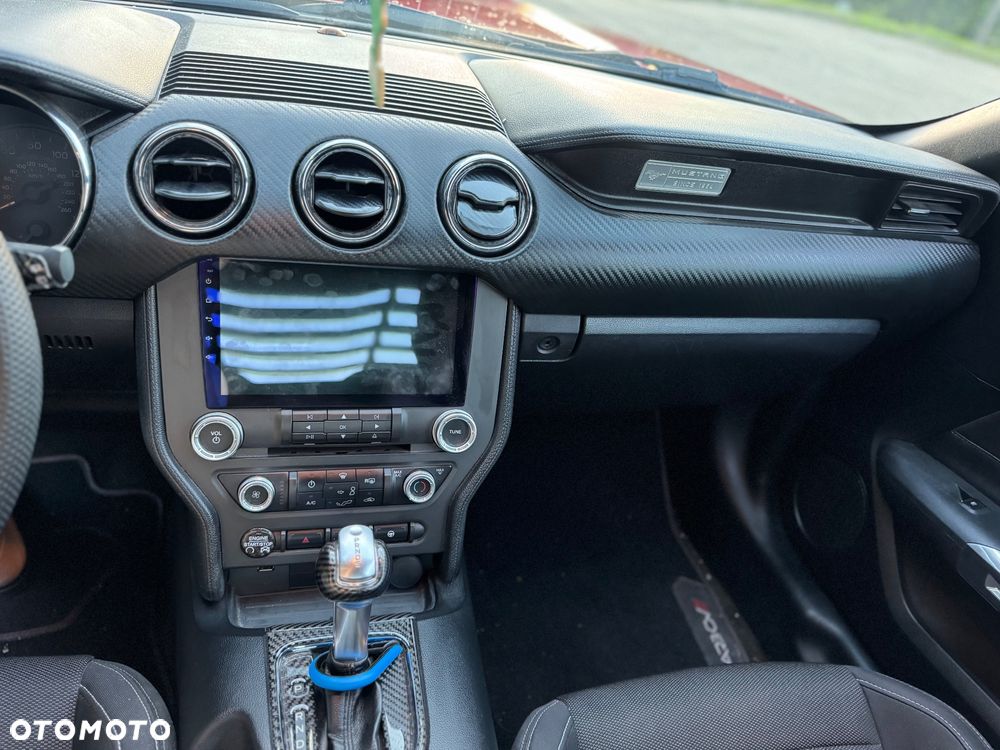 Ford Mustang 3.7 V6 Premium - 7