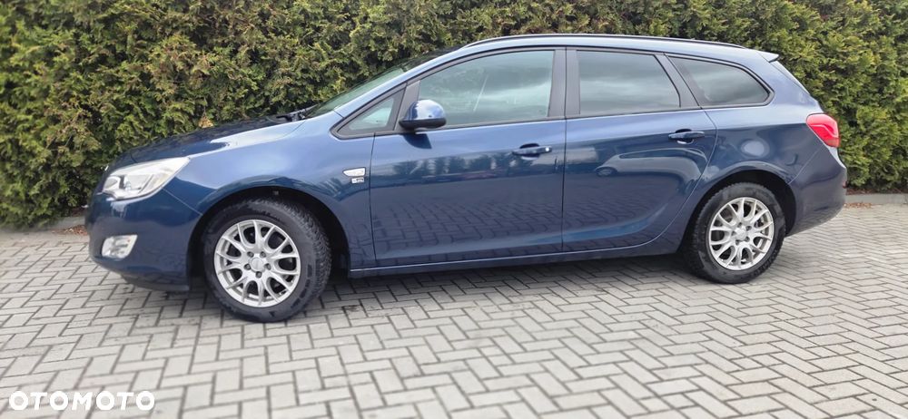 Opel Astra 1.6 Turbo 150 Jahre - 6