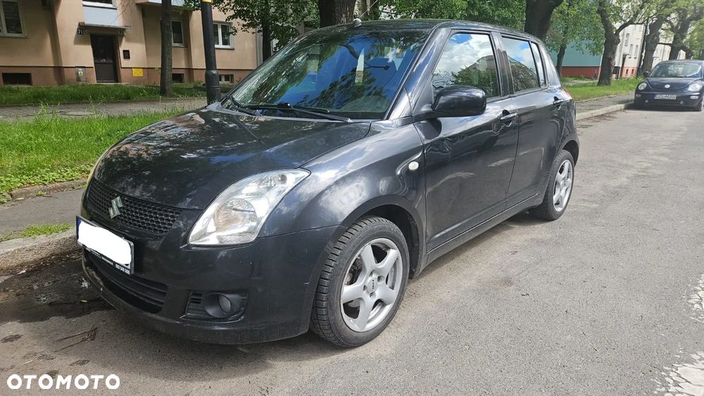 Suzuki Swift 1.3 Limited 25 - 1