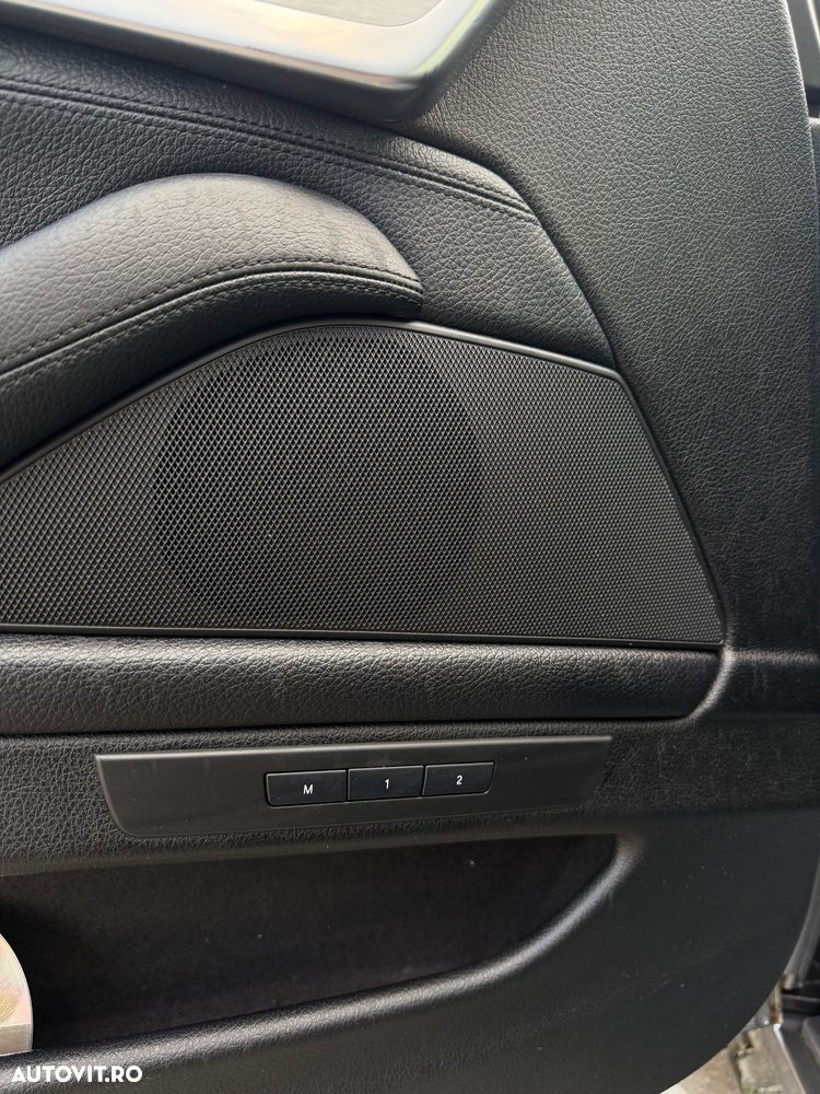 BMW Seria 5 520d Aut. - 11