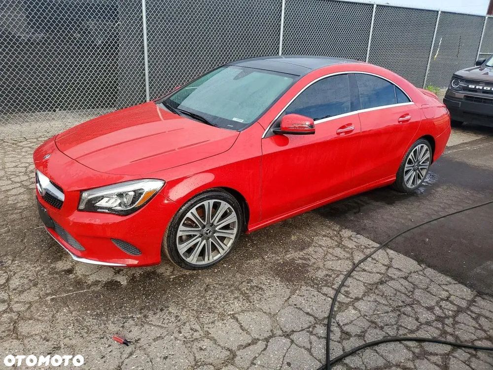 Mercedes-Benz CLA 250 4Matic 7G-DCT AMG Line - 1