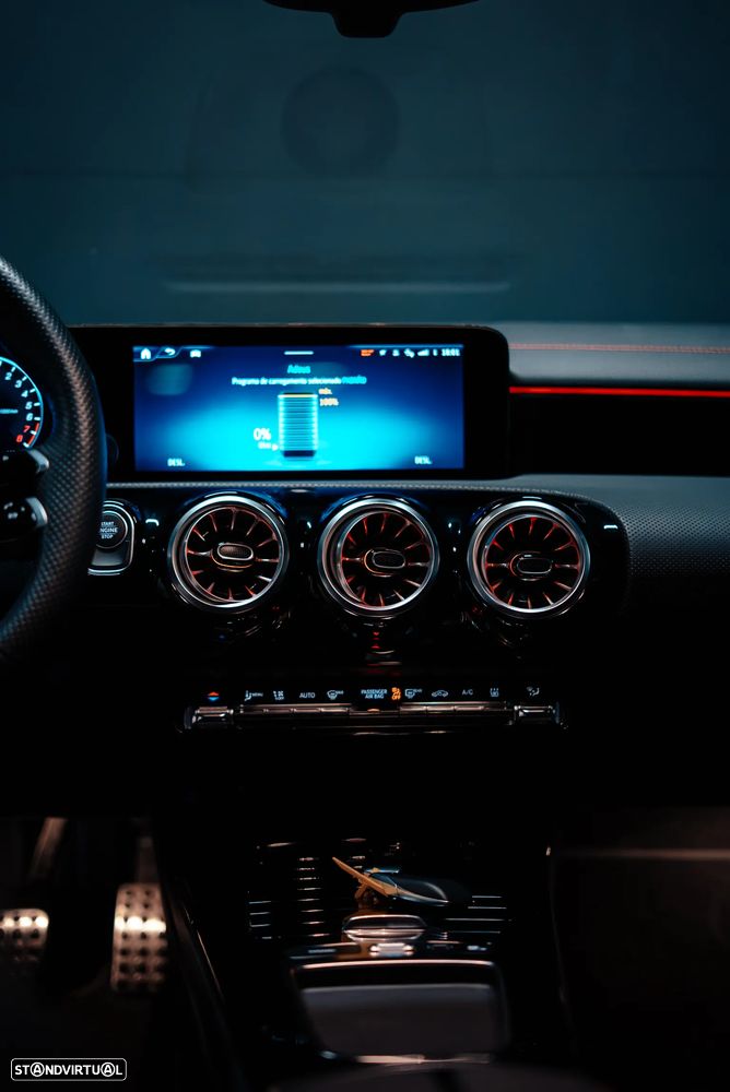 Mercedes-Benz CLA 250 e AMG Line - 28