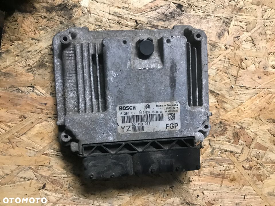 KOMPUTER STEROWNIK SILNIKA OPEL VECTRA C SIGNUM 1.9  0281011914 55193968 - 1