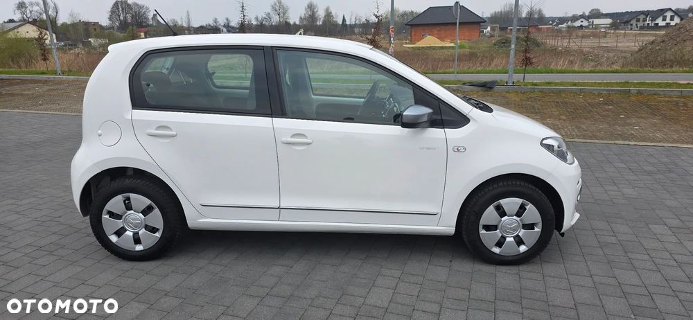 Volkswagen up! cheer - 18