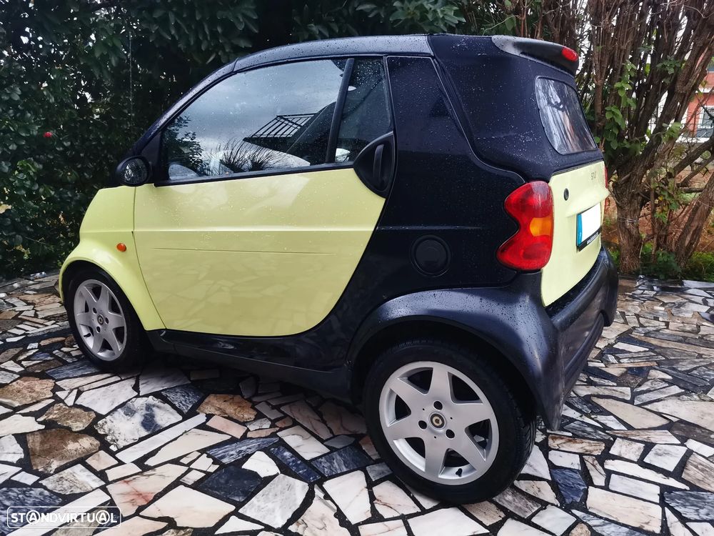 Smart Fortwo Cabrio - 2