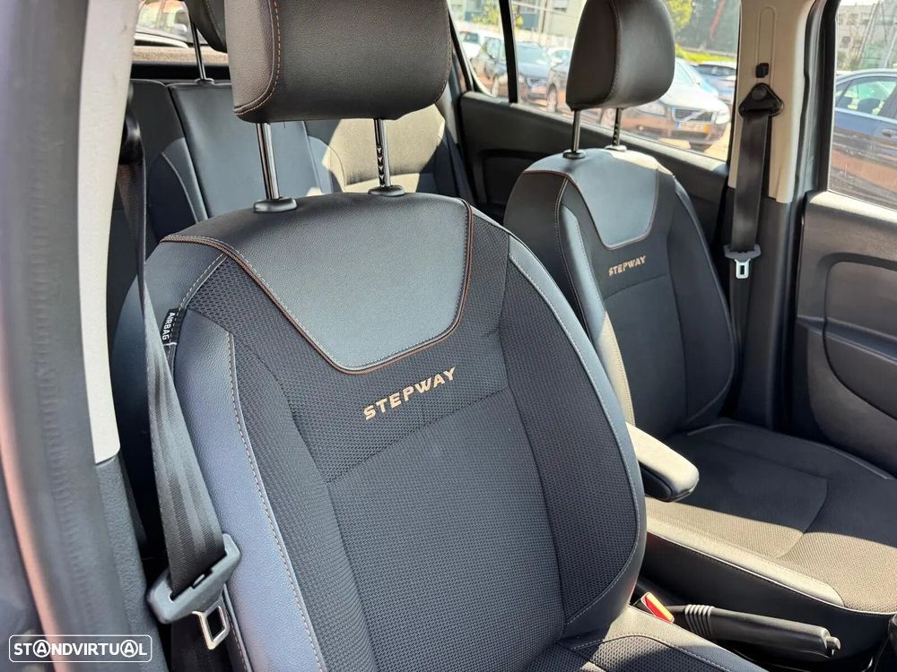 Dacia Sandero 0.9 TCe Stepway - 23