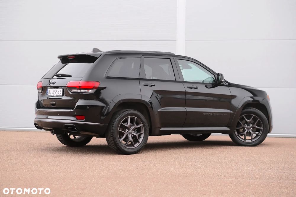 Jeep Grand Cherokee - 14