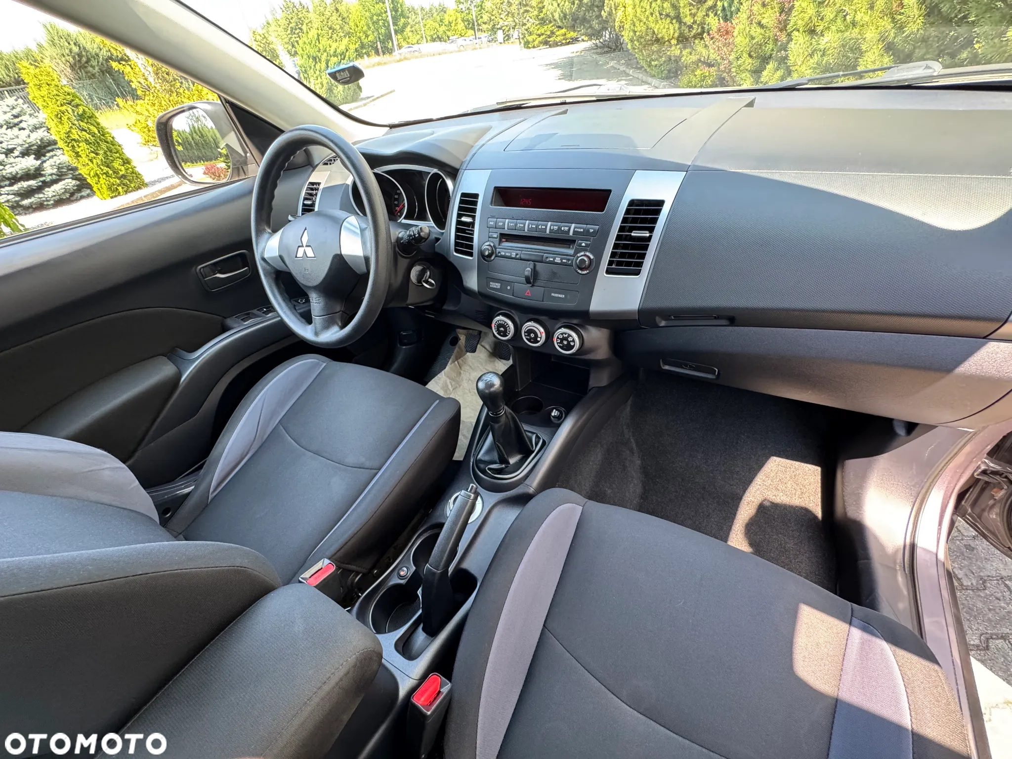 Mitsubishi Outlander 2.4 4WD Inform - 7