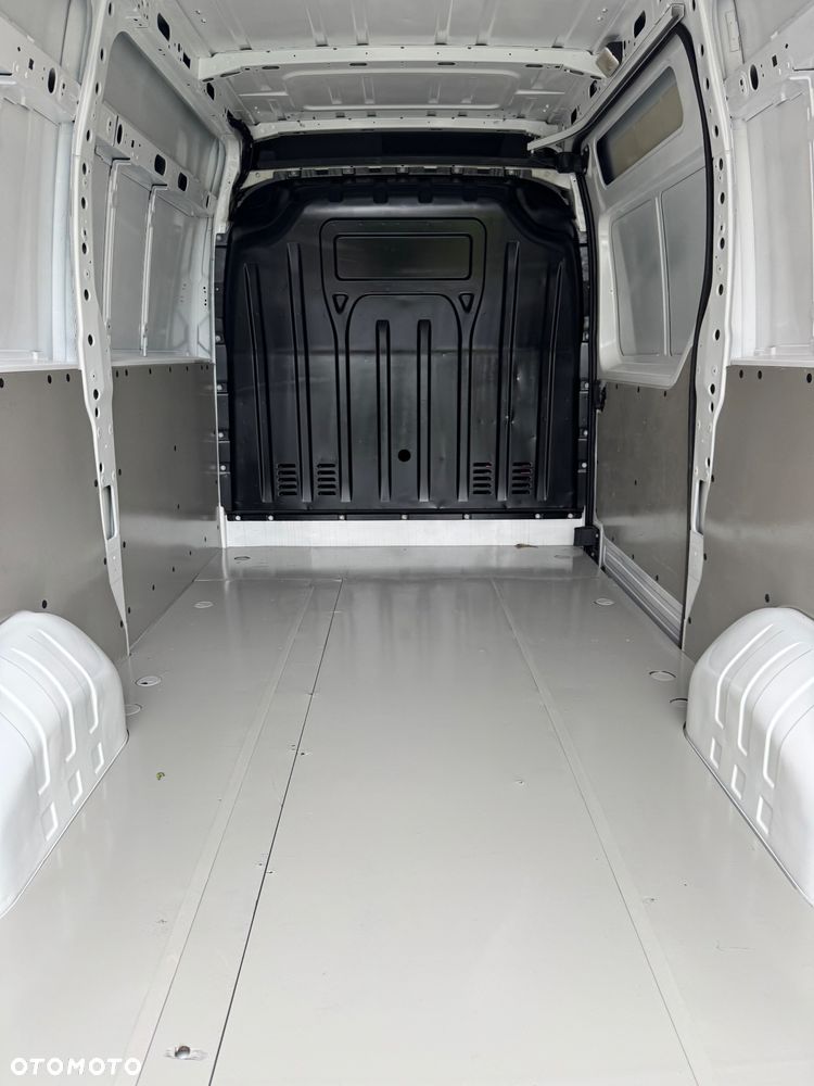 Renault Master - 24
