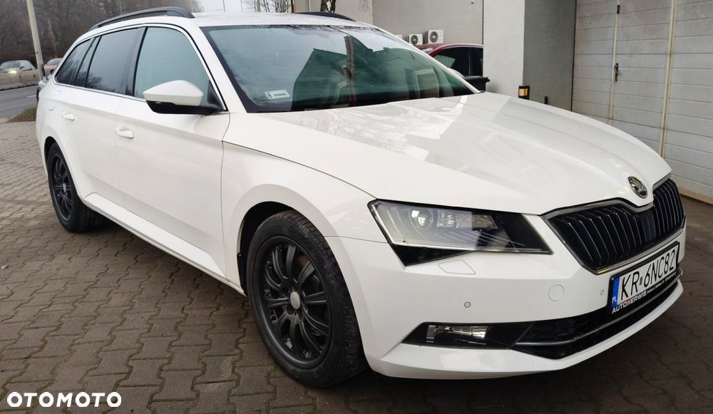 Skoda Superb 2.0 TDI Ambition - 1