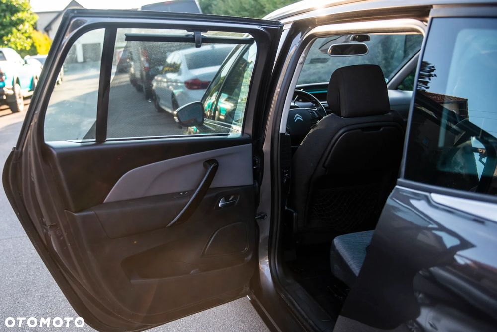 Citroën C4 Picasso BlueHDi 150 EAT6 Exclusive - 28