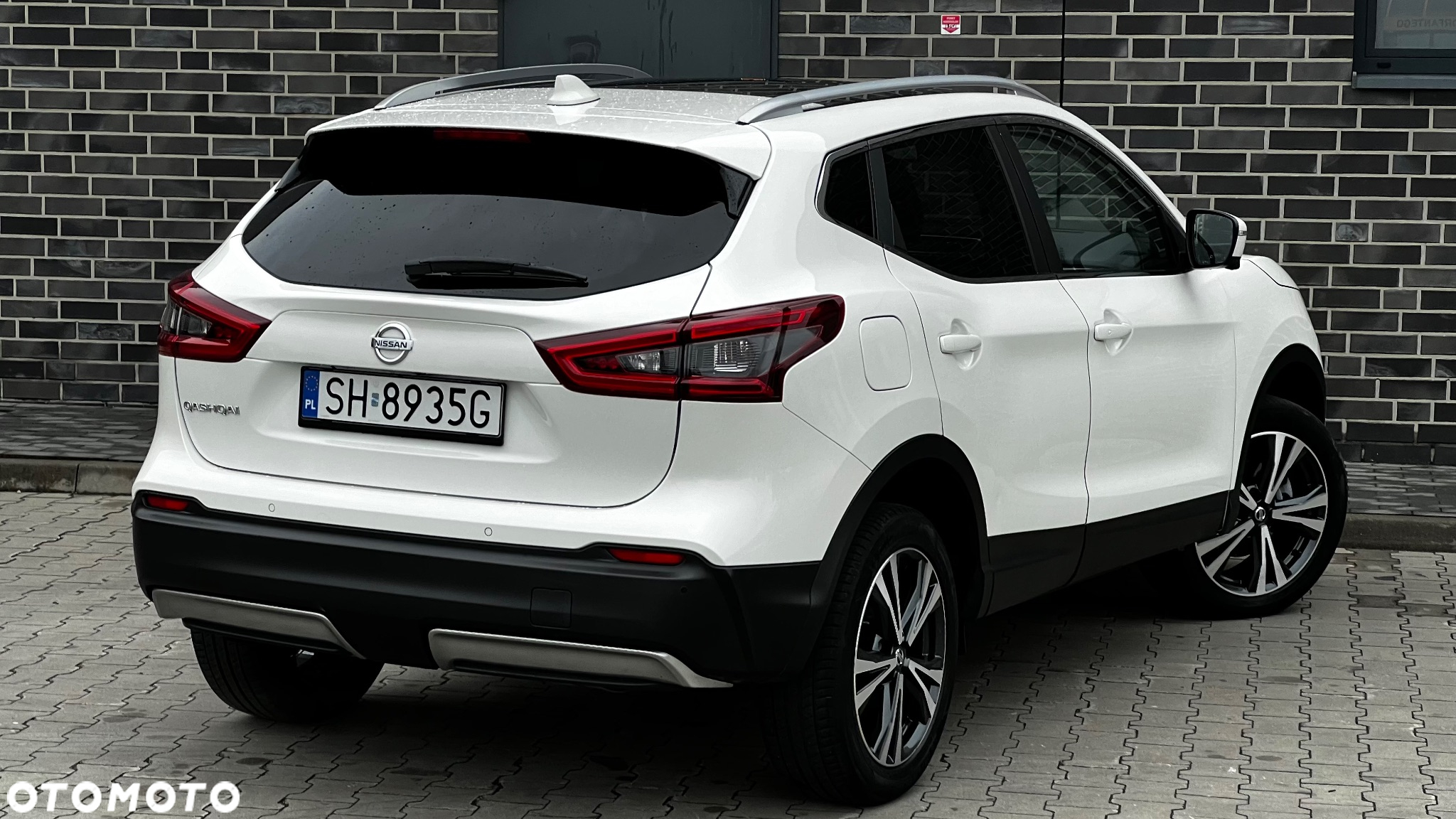 Nissan Qashqai 1.6 DIG-T N-Connecta - 25