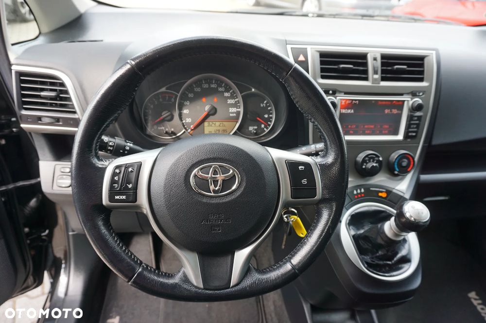 Toyota Verso S 1.33 VVT-i - 32