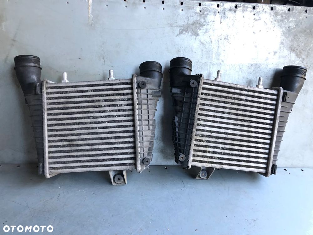 R-336 I R-337 . Prawy Lewy Intercooler 4H0145806H 4H0145805J Audi A8 D4 4.2 TDI 2014R - Gwarancja Wysyłka - 1
