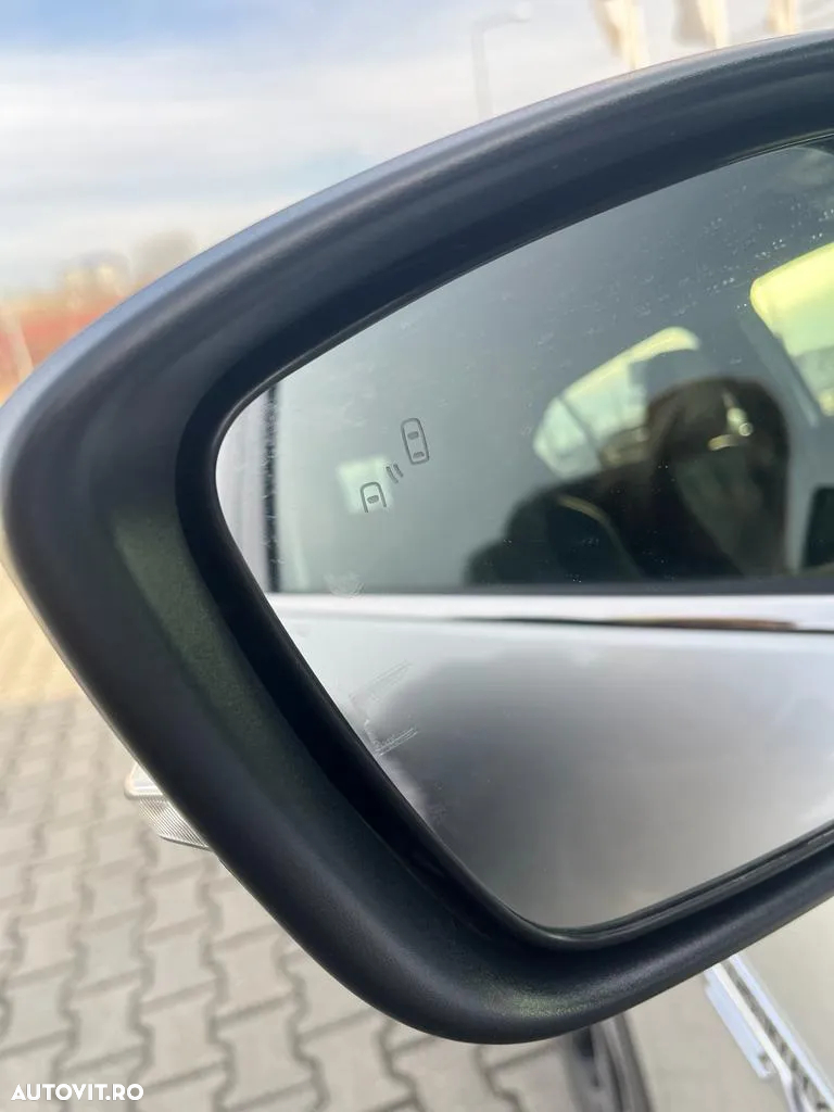 Mitsubishi Eclipse-Cross - 12