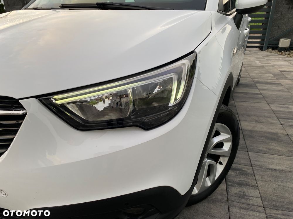 Opel Crossland X 1.2 T Design Line S&S - 21