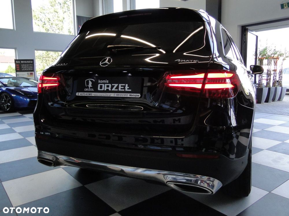 Mercedes-Benz GLC - 9