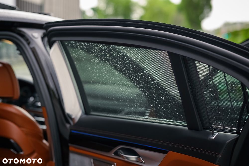 BMW Seria 7 750i - 20