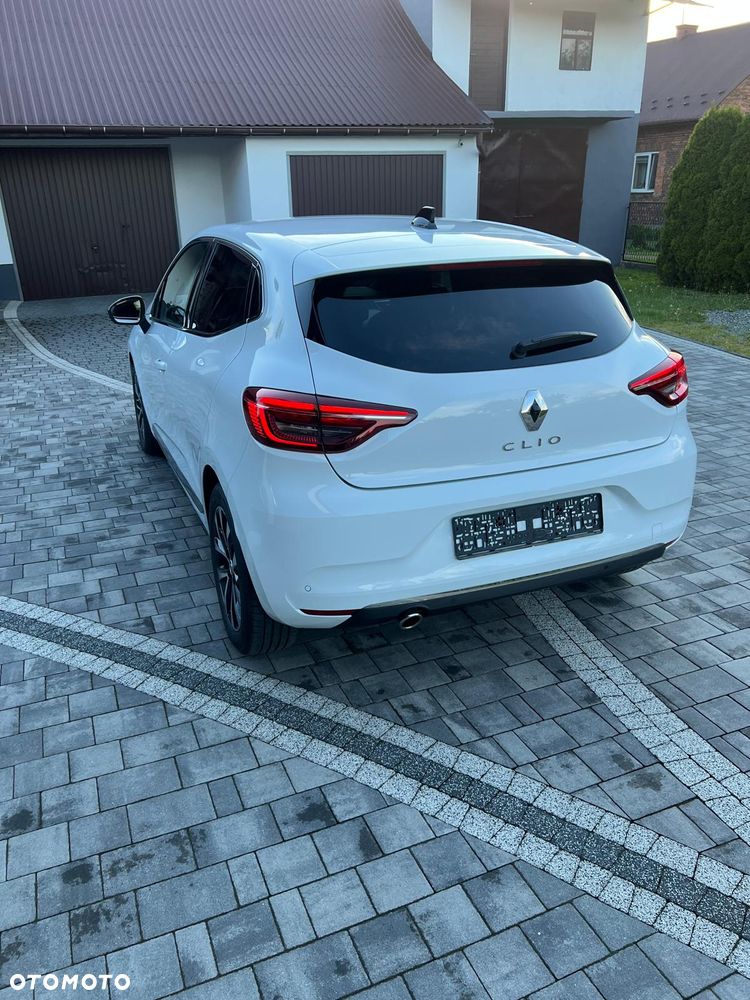 Renault Clio - 2